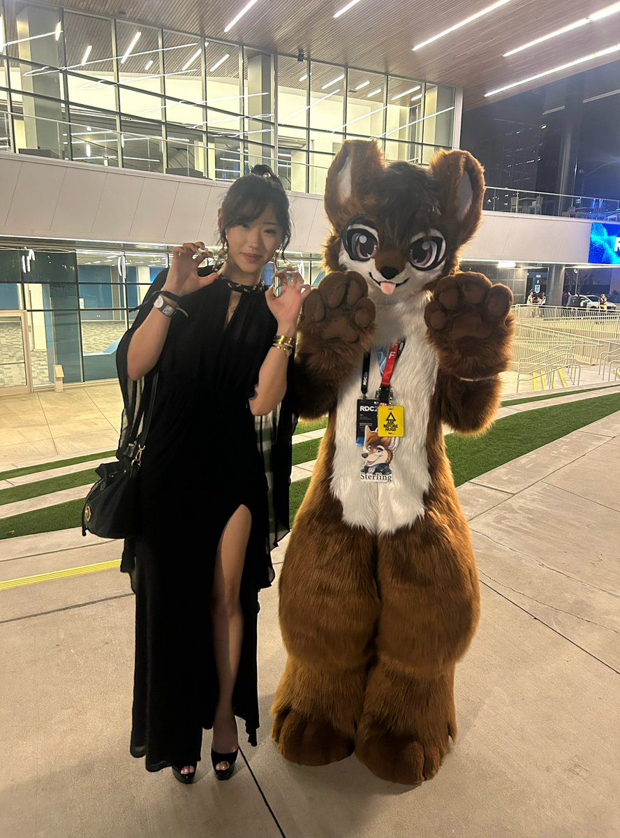 chimnly's tweet photo. #RDC26 was so much fun, I can’t believe how many cool people I met. Thank you to everyone for being so so nice, can’t wait to see everyone next year :D wish i got more pics tho🥺

(met lots of ppl that told me to make a twitter so here I am!) https://t.co/uIYSJPhq0x