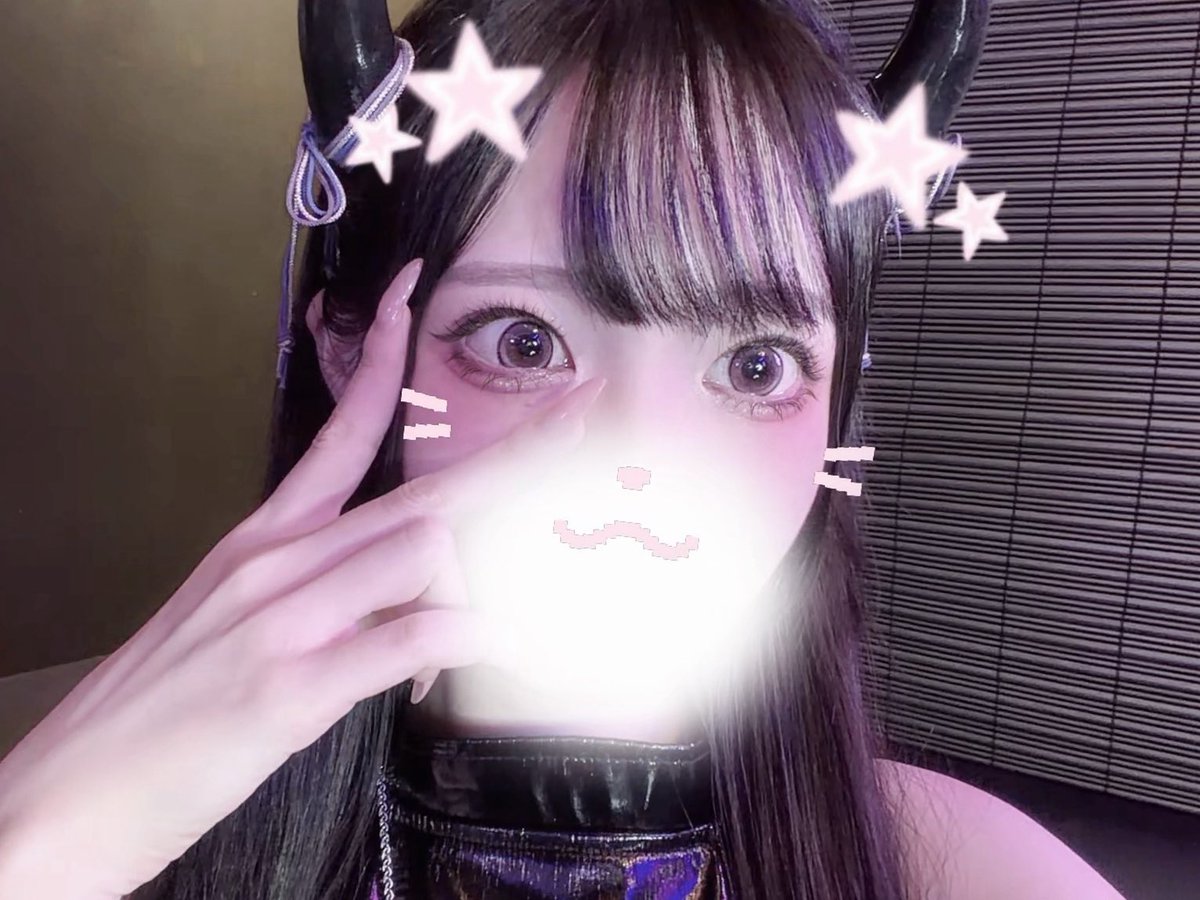 REORU_SY's tweet photo. 一瞬だけ降臨してます🥹 https://t.co/Wx6HikBA9J