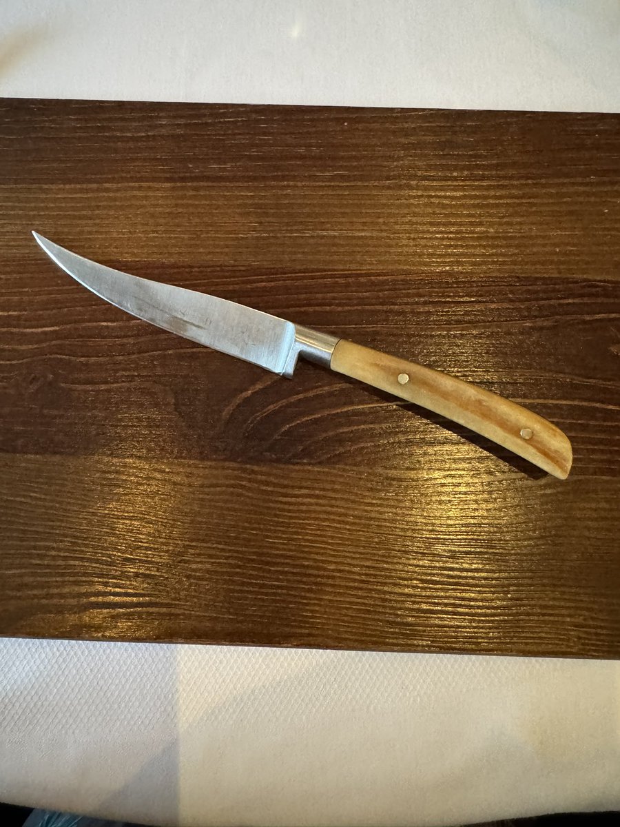 Ronst21's tweet photo. #AlphabetChallenge
#WeekKforKn
Knife https://t.co/JqiwinVY8V