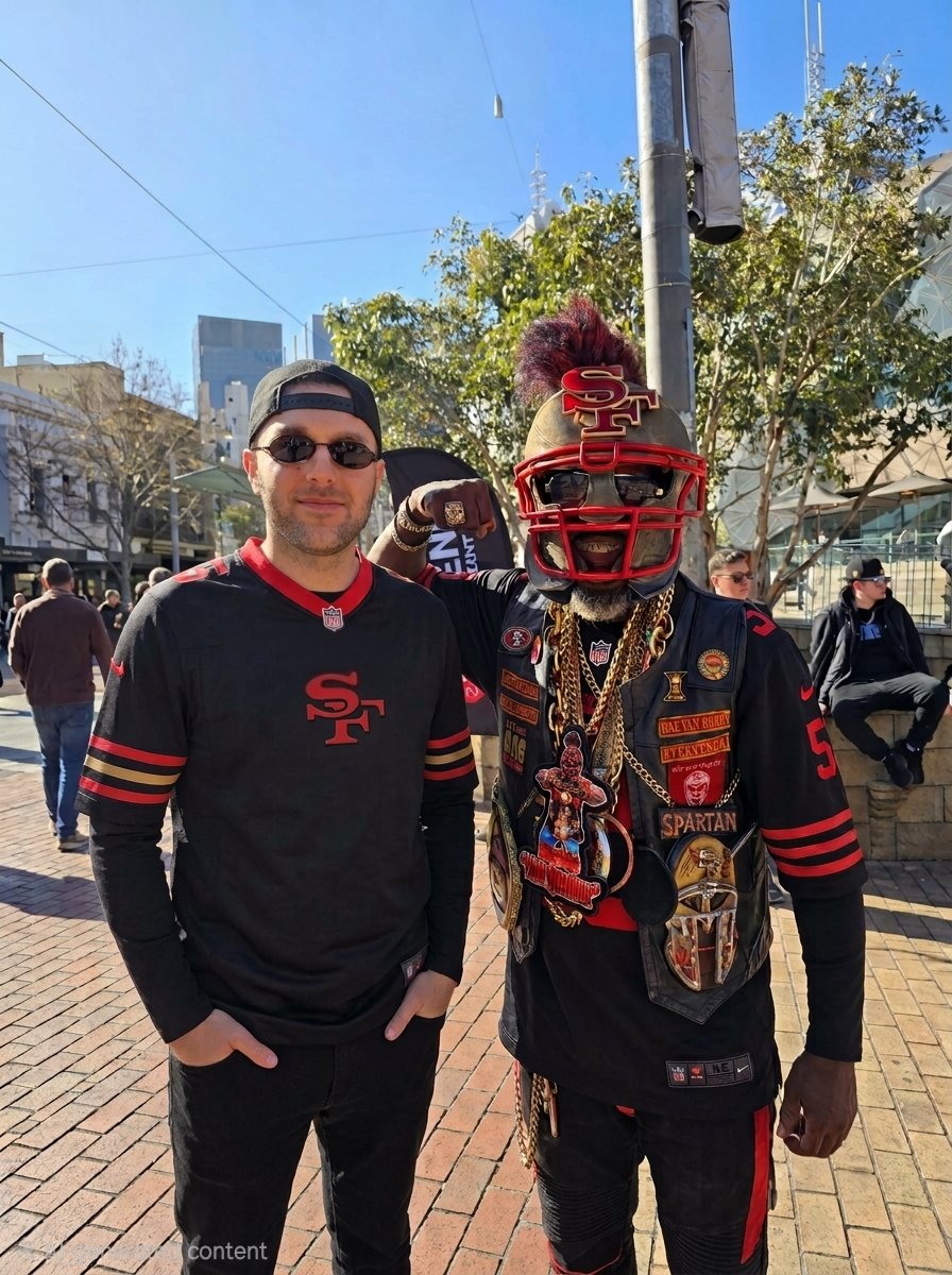 raf5tar's tweet photo. Rams vs 49ers 
100k fans turned up in Melbourne 
On a Friday morning.

49ers winning Australias First NFL game in history! 

11.09.2026

#melbourne
#nfl
#australia
#sport
#firstinhistory
#49ers
#rams https://t.co/9T3aVOMBwS