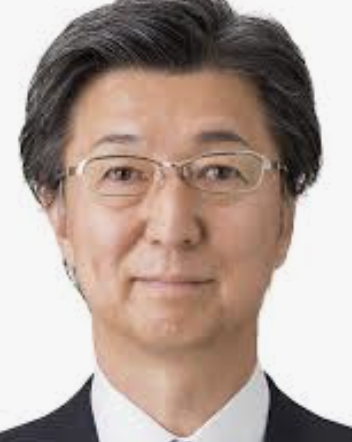 turningpointjpn's tweet photo. 「参院のドン」石井準一参院幹事長、高市首相への抵抗の果てに更迭！

これはかなりデカい。

自民党の石井準一参院幹事長、まさかの交代へ。

気になるのが背景。

高市首相との確執だ。

今年の予算審議では、野党との調整を優先した結果、成立が4月にずれ込んだ。

これに高市首相が激怒。
その矛先が石井氏に向いていたという。

官邸からは「反高市」の動きがあるとして警戒されていた人物だ。

つまり今回の人事、

単なる参院幹部の交代じゃないだろ。

これまで「聖域」とも言われた参院人事にまで、高市首相の意向が及んだ形じゃないのか、これ？

党内で異論を唱える勢力をどうするのか。

高市体制、かなり本気で党内を固めに来てる。

これ、党内に相当なインパクトを与えるぞ。