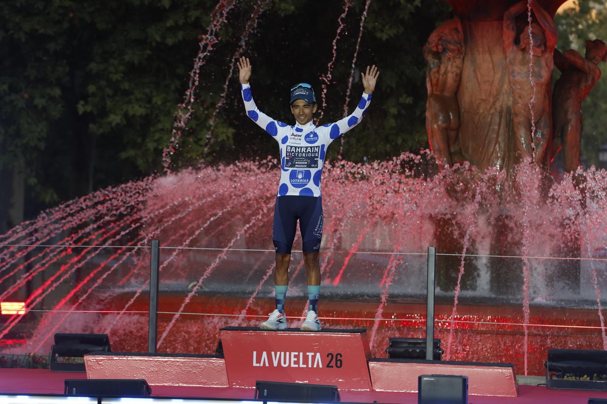 Marc_fernandezz's tweet photo. 𝐒𝐚𝐧𝐭𝐢𝐚𝐠𝐨 𝐁𝐮𝐢𝐭𝐫𝐚𝐠𝐨 🇨🇴

Ganador del maillot de la montaña, el colombiano ha luchado etapa tras etapa por sumar puntos y asegurar esta clasificación.

Solo le faltó una victoria de etapa para redondear una gran Vuelta. https://t.co/4g6iWRBRo0