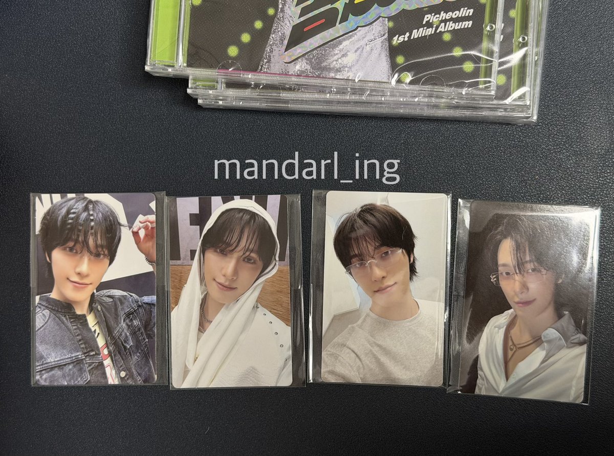 mandarl_ing's tweet photo. 위버스 럭드왔다!
디노 너무 이쁜디요🥹🖤🖤🖤 https://t.co/svbK5aZGQJ