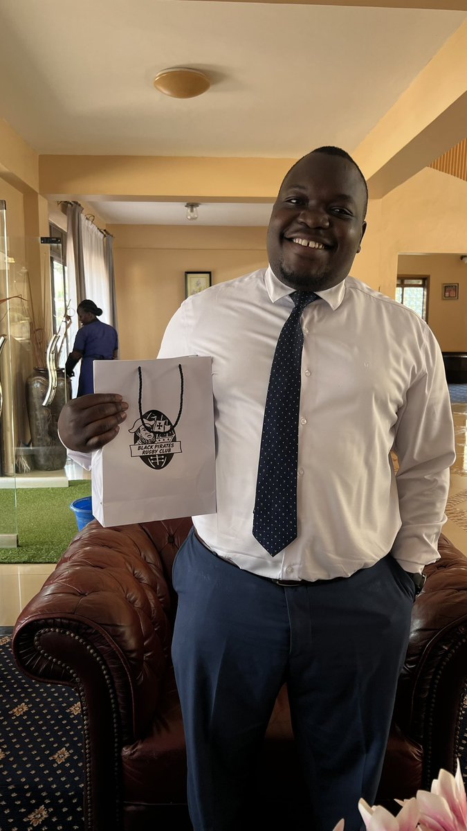 piratesfansug's tweet photo. Earlier this morning, the fans rep @BridgetBagonza delivered membership packages to some of the platinum members of the club. 

The Membership program is designed to support the club in terms of finance and club legacy continuity.

#PiratesStrong https://t.co/4vCvhD1qiM