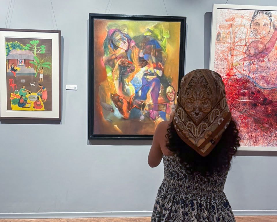 LalitKalaLKA's tweet photo. Art Beyond Boundaries

Students from the Department of East Asian Studies, University of Delhi, visited the Lalit Kala Akademi Art Gallery and explored the ongoing 65th National Exhibition of Art 2026.

The visit offered a unique opportunity to engage with diverse
(1/2) https://t.co/8zsb1iY3Of