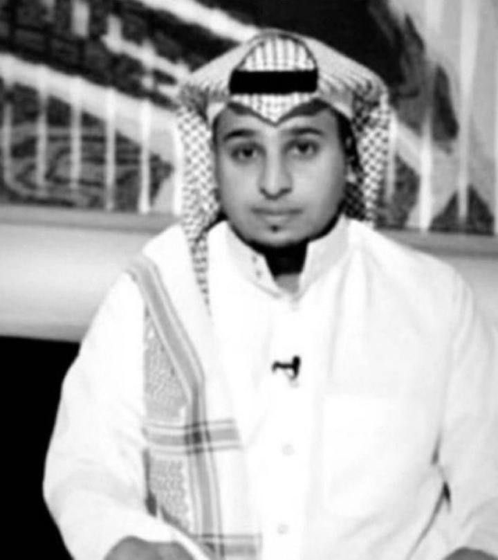 evxwr's tweet photo. المستجدات يضحكوني لان ليش توا وحده بالباص تذم كليتي و تسولفلي انها اصعب كليه و انا كنت بدشها عقبها شفت الوضع و كنسلت يلوعون الجبد .. اخر النقاش سالتني انتي شنو تخصصج؟ جان اقولها حقوق 

ما اتغشمر جذي طالعتني https://t.co/wOCcsmMZmc