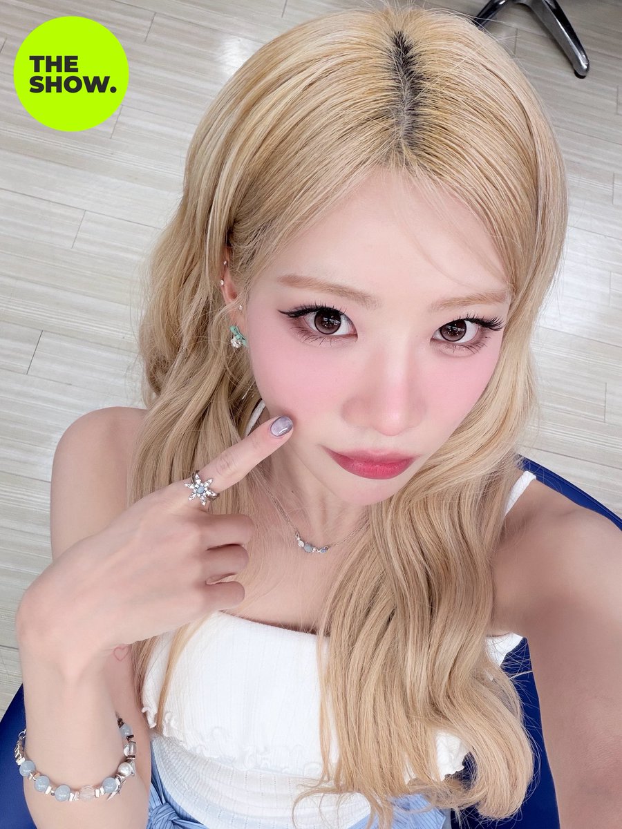 theshow_offcl's tweet photo. [💚399회 더쇼초이스 후보②]
⠀⠀⠀⠀⠀⠀｡ﾟﾟ･｡･ﾟﾟ,
⠀⊂⊃⠀⠀ ﾟARTMS ｡ﾟ⠀
⠀∧_∧⠀⠀ ⠀ﾟ･｡･ﾟ⠀
(⁎◕  ̫ ◕ )ββ⠀
⊂⊂＿＿⊃⠀∧_∧⠀⠀
｡ﾟﾟ･｡･ﾟﾟ⠀(⁎◕  ̫ ◕ )ββ
ﾟ,               ｡ﾟ⊂⊂＿＿⊃
 　ﾟ･｡ ･ﾟ
다시 눈 뜬 순간
#더쇼 앞에 여신들 강림🫶🏻🩷
#ARTMS #Pixel_Memory @official_artms