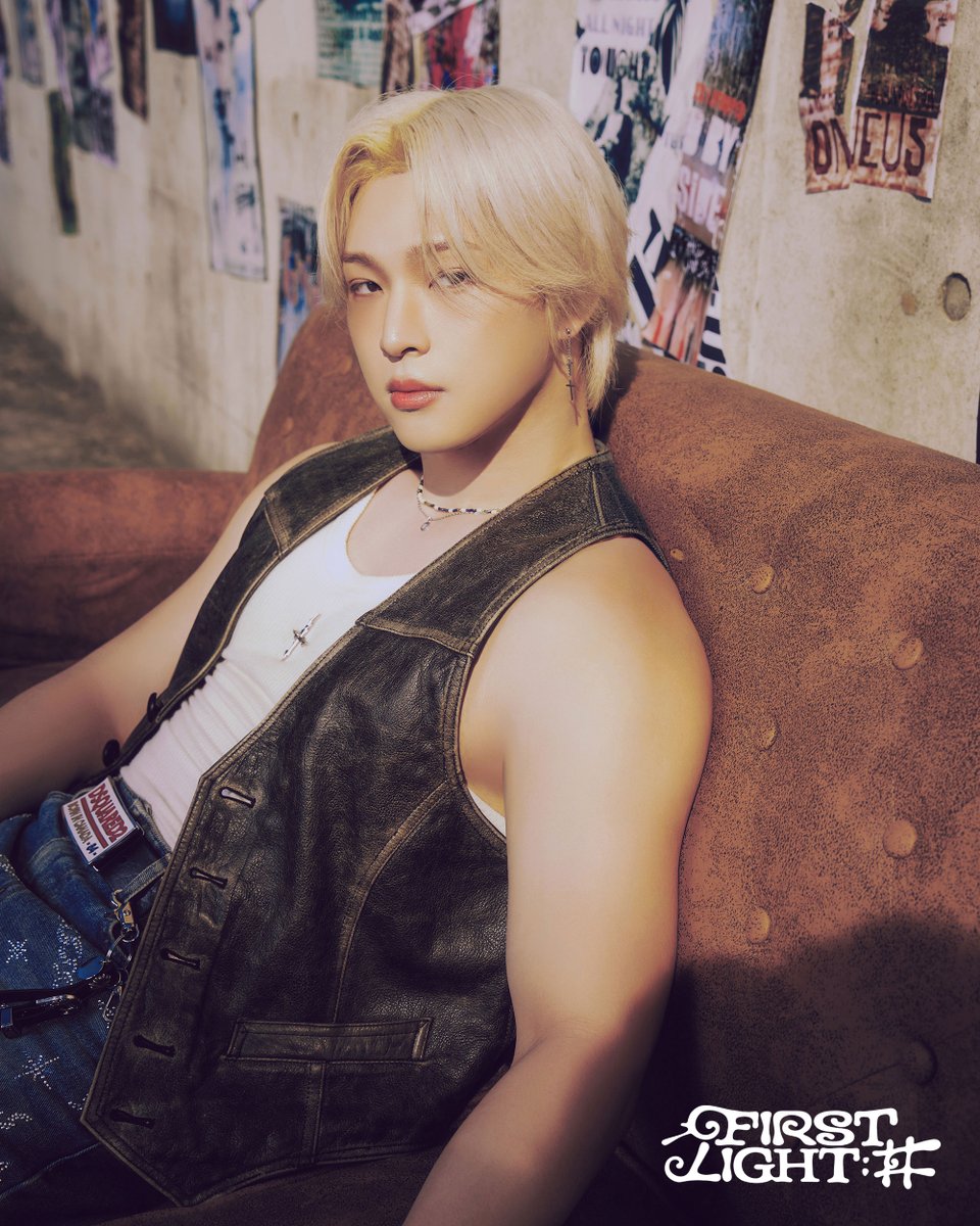 official_ONEUS's tweet photo. ONEUS 12TH EP [FIRST LIGHT : 井]

CONCEPT PHOTO FIRST LIGHT ver.
#이도 #LEEDO

✨ 2026.09.23 6PM (KST)

#원어스 #ONEUS 
#FIRST_LIGHT_井 #눈을돌리지마 https://t.co/bvJ8Eut7dR