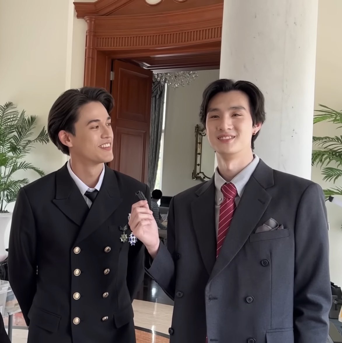 jajijujejojeje's tweet photo. guinzly &amp; renjin https://t.co/svAJ7AUztH