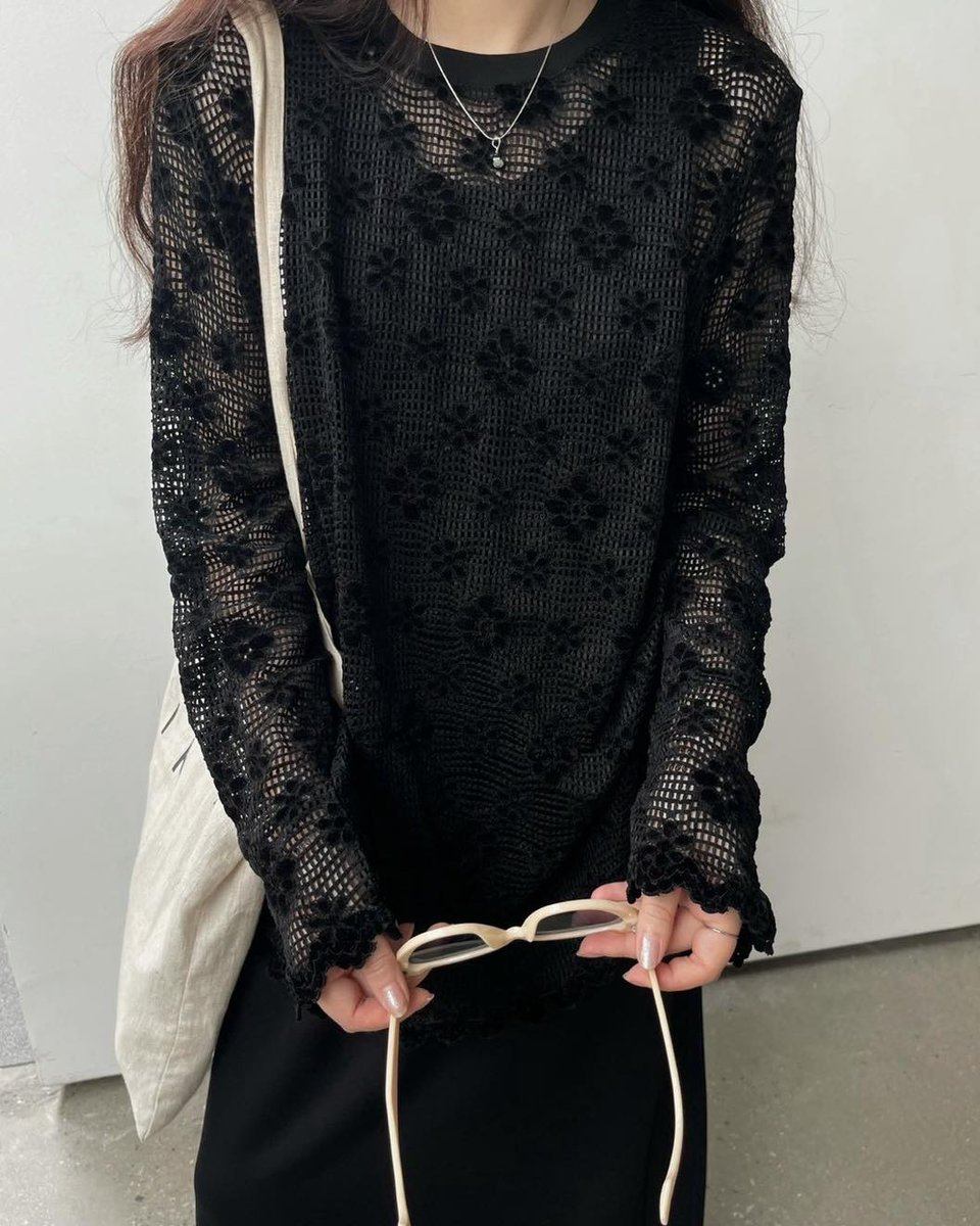 RobertaMalslom's tweet photo. Black floral flocked lace top 
Understated with a hint of sexiness. Beautiful worn alone, with a subtle sheer effect that flatters the figure. Layered sweet-and-cool style in one. Pair it with a camisole for an effortless look. Item no. : R260-085 https://t.co/2mj8CBYsOw