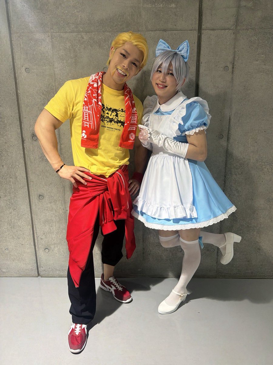 by_shohei's tweet photo. 【 #ぶっとびな祭 の裏話】
ドズル社のみなさん初めてお会いしたときからお礼をするとき深々と頭を下げたり“僕たちにそこまでしないでください！”って思うほど腰が低くて公演期間中のご挨拶も謙虚な姿で挨拶してくださりその姿が凄くかっこよかったです

あとぼんさんはコミュ力おばけでした笑 https://t.co/eEDmUkJikt