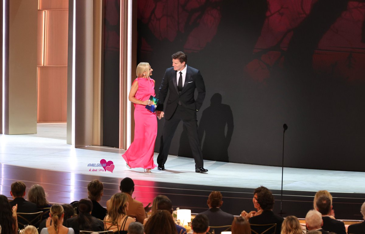 allsmgellar's tweet photo. More HQ photos in gallery, enjoy: https://t.co/fwsg40zwST 

Sarah Michelle Gellar and David Boreanaz, Emmy Awards, Sept. 14, 2026  

#sarahmichellegellar #davidboreanaz #buffythevampireslayer #angel #rockfordfiles https://t.co/Sz5oLvdkCq