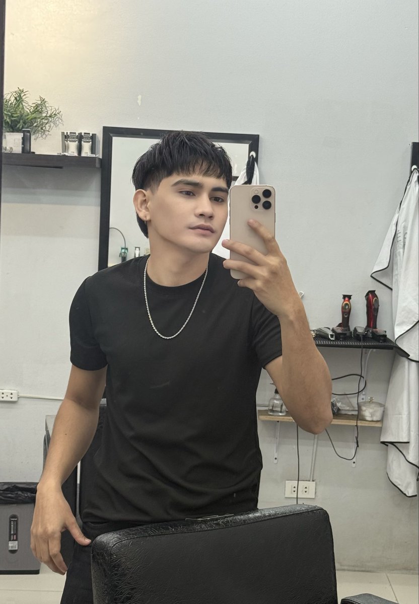 DavaoEric77455's tweet photo. available here in davao city for massage service we accept hotel , condo , inn , apartment service .,call or text for sure client #09569-749-208
#alrerdavao
#masseurdavao
#masahistadavao 
#legitmassagetherapistdavaocity 
#alterbagets https://t.co/rLP0q0dppO