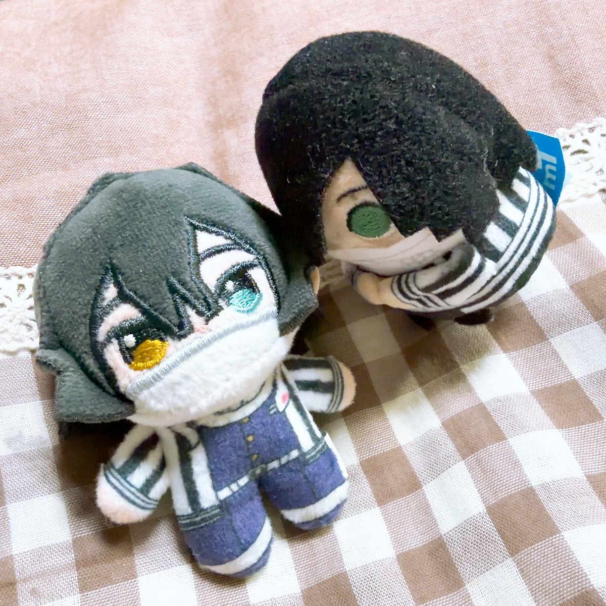 obmt_cocoa's tweet photo. なんだお前は…ほわﾅｲ…?…ﾈﾁﾈﾁ

ﾎﾜﾛｼﾞ…(ｶﾜｲｲ)

ﾎﾜﾛｼﾞに近づくな塵共

ほわ🐍🍡とってもかわいいです☺️
ほわは個体差激しめなのですが服までチェックしておらず…ほわﾘちゃんのお袖もろもろしてました🥺
ﾐﾆﾌﾚちゃんとの比較はこんな感じ✨

♡𝙷𝙰𝙿𝙿𝚈𝙱𝙸𝚁𝚃𝙷𝙳𝙰𝚈♡ https://t.co/JUpJqwGzWx