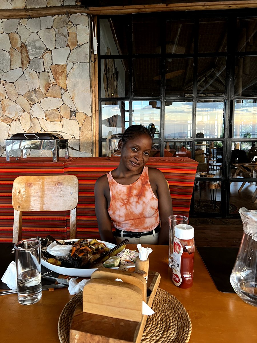 RonnieMc79924's tweet photo. #OpenParksdays are soon to reach
25th to 27th Sept,everyone is welcomed to find out,&explore the beauty of uganda's leading beautiful destination
@acacia is waiting for you,they have nice services for U, accommodations,viewing of beautiful lakes,wild animals..
#ExploreKasese https://t.co/eis0ztMpwB