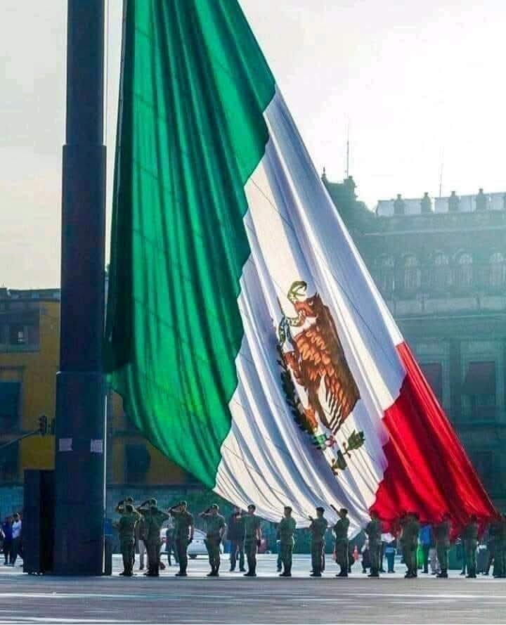 ContaderoUnidos's tweet photo. ¡VIVA MÉXICO!

Vecinos Unidos Por Contadero, les desea unas felices fiestas patrias.

#vecinosunidosporcontadero
@destacar https://t.co/chAg1PDwV6