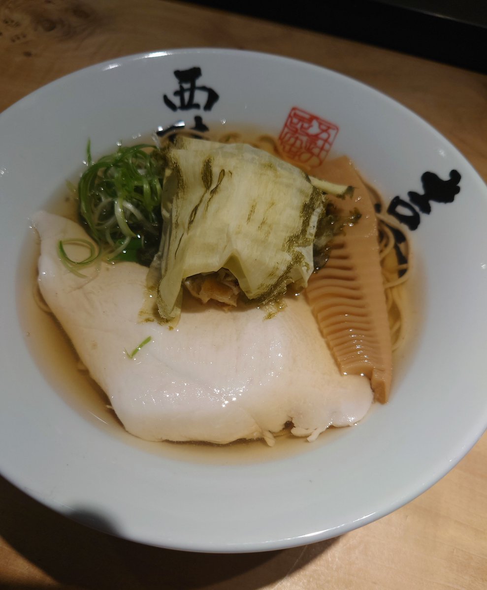 cocca_cocco's tweet photo. 昆布体験型のラーメンを食べに行った。スープは醤油と油を使ってないのに旨味で溢れてて罪悪感なく全て飲み干した😋冷めても旨味がすごかった！1152円(良い昆布)＋お店で昆布商品を必ず購入。高いって口コミしてる人もいたけど私は高くないと思った。だってちゃんとした昆布ってめっちゃ高いもん！ https://t.co/0RtlFzQcGg