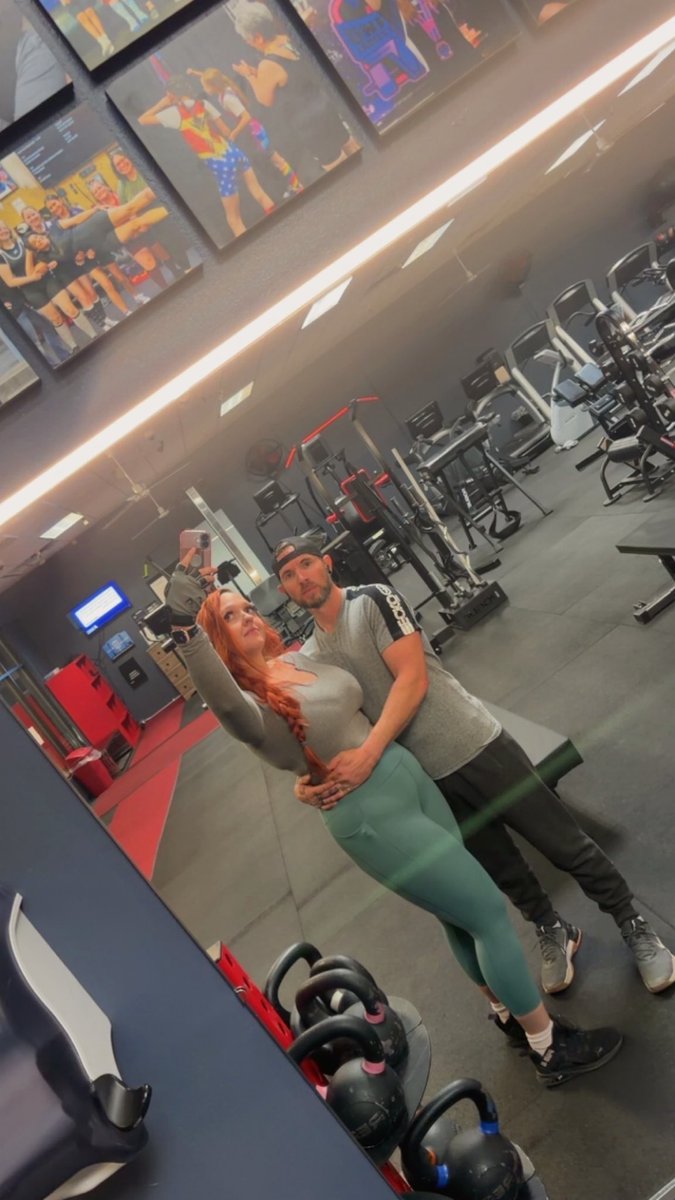 red_eleganc's tweet photo. Gym🩷❤️‍🔥 https://t.co/cXBmaWLvaA