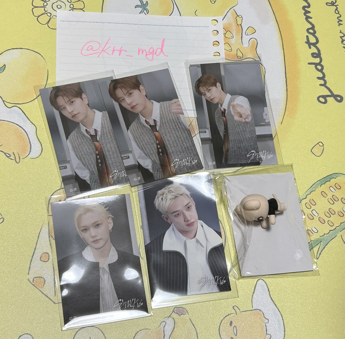 krr_mgd's tweet photo. Straykids skz スキズ RUN IT FCくじ オフライン 交換

譲　画像1枚目

求　画像2枚目⭕️

郵送交換希望です
※過去のくじやガチャの🐖🐇や🦊との異種交換　要相談 https://t.co/xLH4spquRD