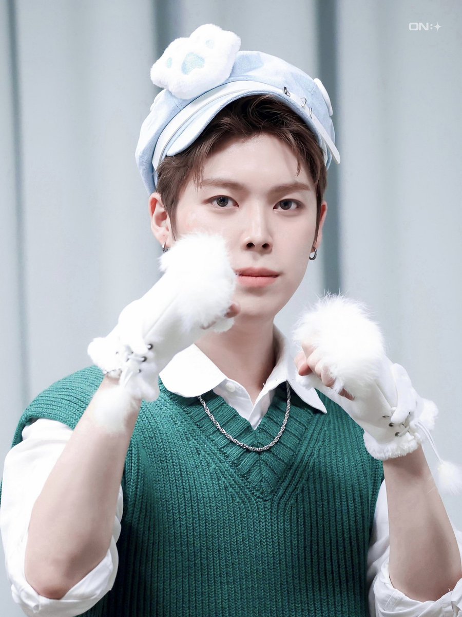 jjuggom531's tweet photo. 260913
🐾

#연호 #YEONHO #ヨンホ
#베리베리 #VERIVERY https://t.co/c86aLDf591
