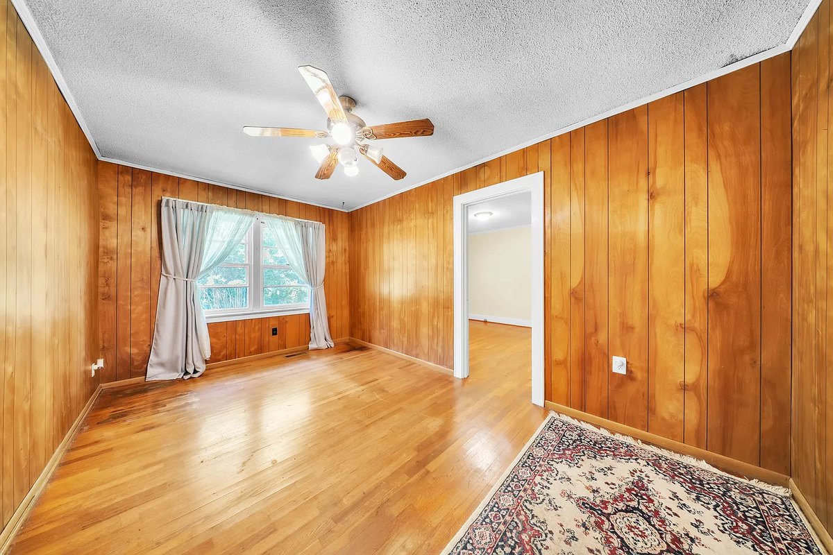 PtoPrealty's tweet photo. 6+ ACRES JUST HIT THE MARKET!🌳

Welcome to 107 Burton Road, where there’s plenty of room and even more potential to create something special. 

Interested in this home? Contact Melissa Powell at 864.985.3434.

#PinetoPalmRealty #SouthCarolinaRealty https://t.co/Ix1Uyovzws