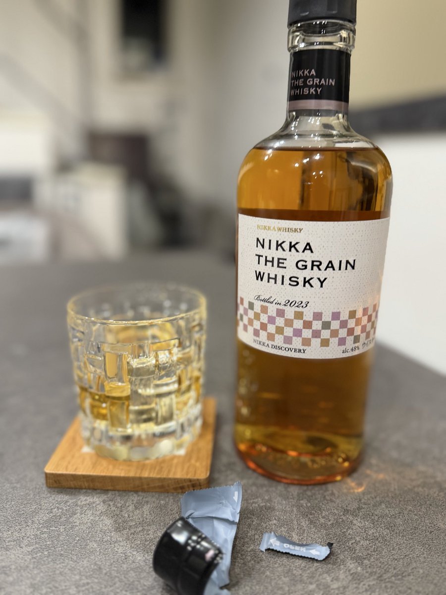 ultradeity0615's tweet photo. ニッカのザ・グレーンをペリペリ😊
おー、これも甘旨だね！
毎日飲むのが楽しみ😄 https://t.co/8deIVMQ350
