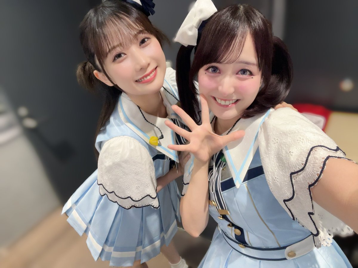 nkrika_official's tweet photo. 理王たん役ゆうゆ💛🍮✨

おしゃべりだいすきな私が、いつもﾜｰ‼︎っといっぱい喋っても、うんうん☺️って優しい笑顔で聞いてくれるゆうゆ🫶🏻普段はおっとりしていて可愛いけれど、歌声はお姉様過ぎてギャップがたまらん…🥹🎤✨

Yellow Rose、本当に綺麗で感動したよ😭👑

#シャインポスト #BSF2026 https://t.co/Iso4elYxD3