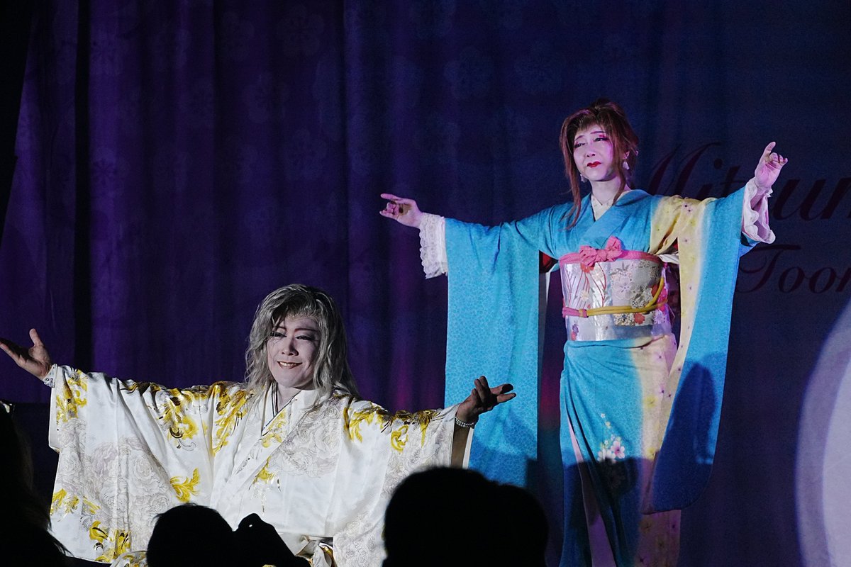 ottakajirokith1's tweet photo. 9月12日、夜の部📸
#山桜桃の湯
#下町かぶき組
#劇団三峰組
#花島直也
#谷川恵那
#大衆演劇 https://t.co/4hyIvLy0Vq