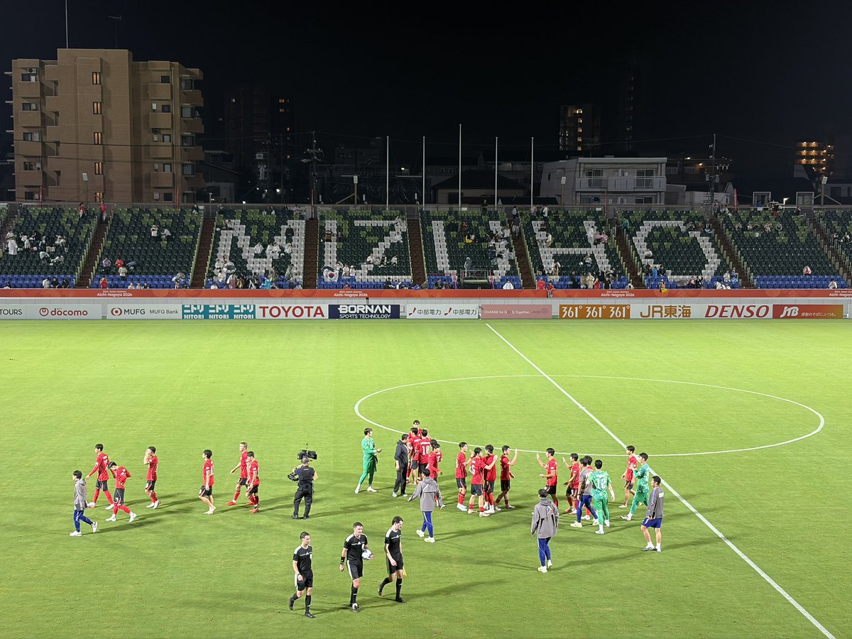 kanghyeonggi's tweet photo. 韓国はカタールに4-1勝利。スウォンジーの10番オム・ジソンが前半のうちにハットトリックし、後半はヨング・ヘンクのキム・ミョンジュンが1G。入場者数は1633人でした。 https://t.co/8IZLWmprkB