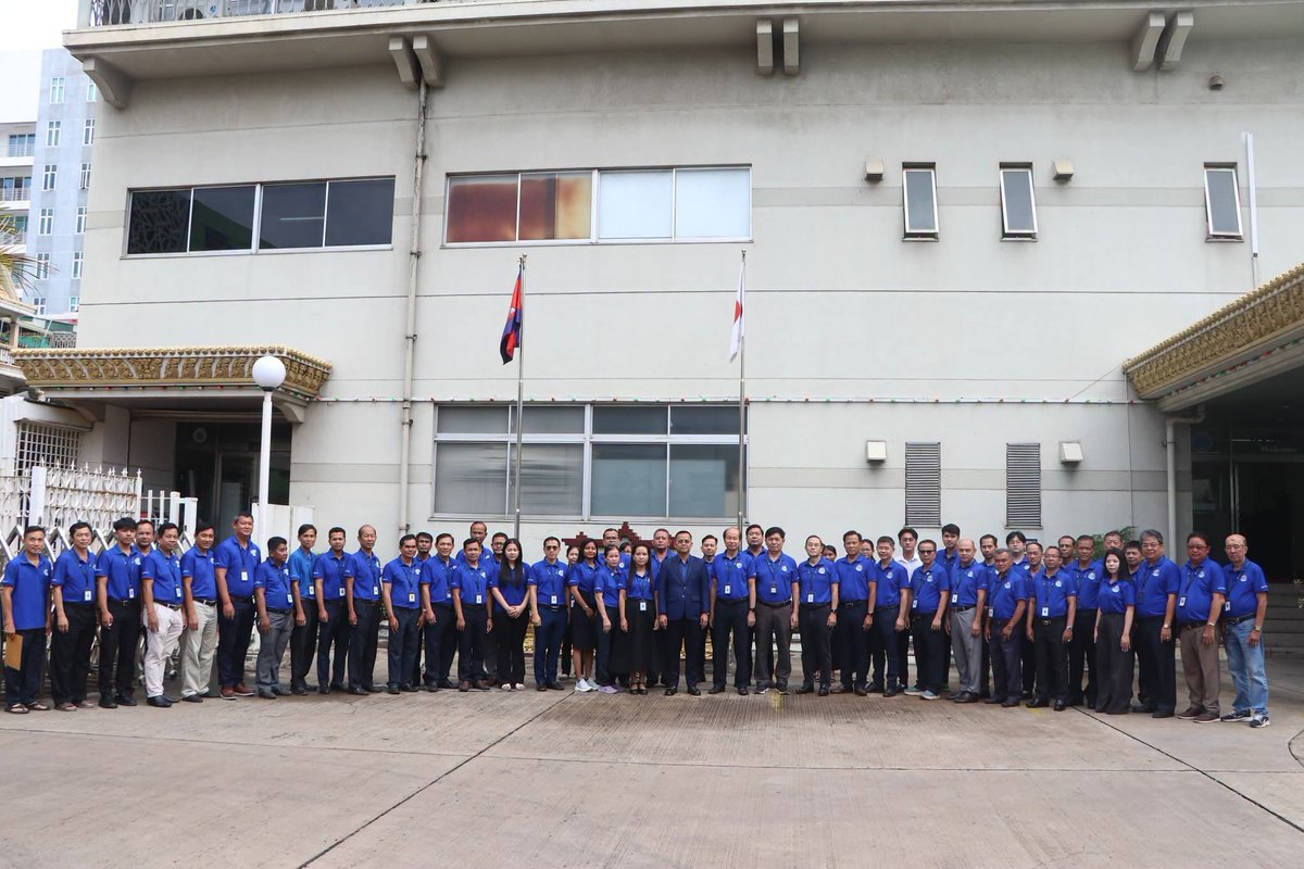 CambodiaTelecom's tweet photo. ថ្ងៃចន្ទ ៣កើត ខែភទ្របទ ឆ្នាំមមី អដ្ឋស័ក ព.��២៥៧០ ត្រូវនឹងថ្ងៃទី១៤ ខែកញ្ញា ឆ្នាំ២០២៦ ថ្នាក់ដឹកនាំ និងនិយោជិតទ.ក. បានអញ្ជើញចូលរួមគោរពទង់ជាតិ https://t.co/Gb7IAgNs2y