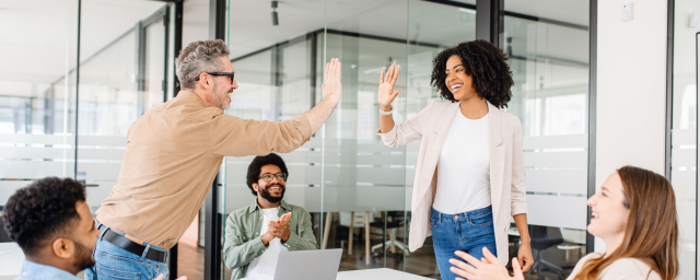 FmBaum's tweet photo. 🌟Employees who feel valued are more likely to stay engaged and perform at their best. Explore strategies for building a stronger recognition culture: https://t.co/YUlhjfBBhF https://t.co/HhKv8mp3UW
