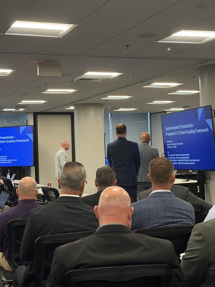 MASALeaders's tweet photo. MO school leaders showed up today👏

We’re proud of the tremendous turnout of MASA members at the State Board of Education meeting &amp; grateful to Dr. Adam Friga, Dr. Kerry Sachetta, Dr. Mark Drake, and Dr. Matt Goodman for presenting important perspectives on A-F Framework. https://t.co/ZdA7cv20Pr