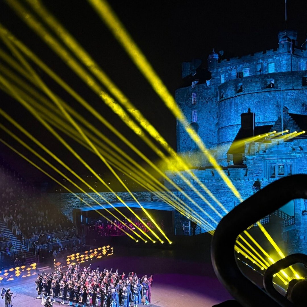 hrfca's tweet photo. We hosted guests over three nights at the @EdinburghTattoo where they enjoyed the spectacular @RoyalAirForce-led show 'A Call to Gather': https://t.co/zfLZYmFjO1. 🎶🏰🥁 #EdinTattoo https://t.co/pRryDonmvE