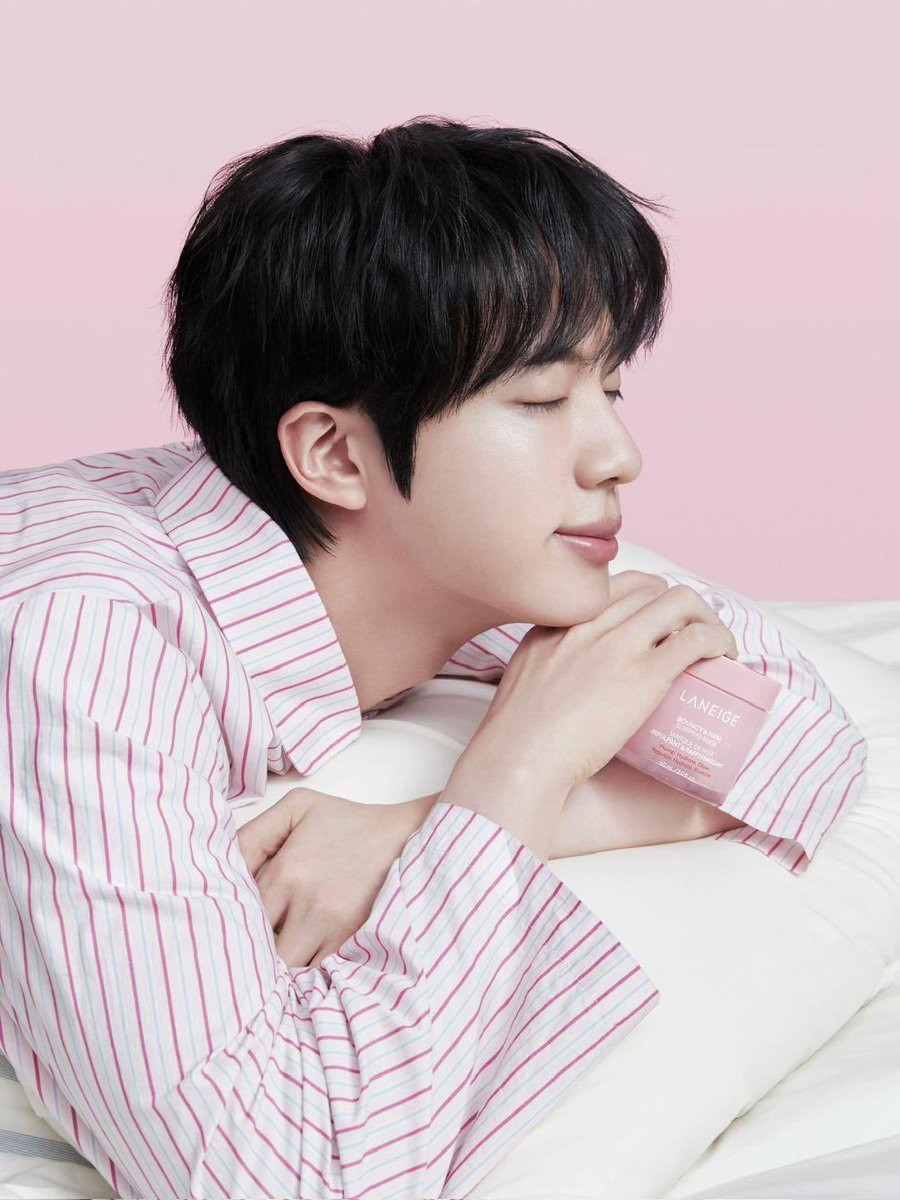seokjinfile's tweet photo. JIN FOR LANEIGE WORLD SLEEP TOUR 🩷 https://t.co/zPxHCeuOUR