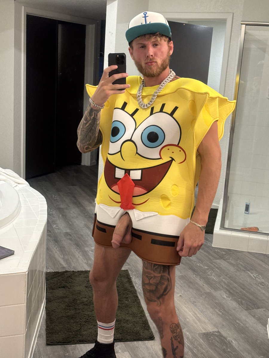 thyfreakbob's tweet photo. Sorry babe sponge stays on during sex https://t.co/O2VSLCsMme