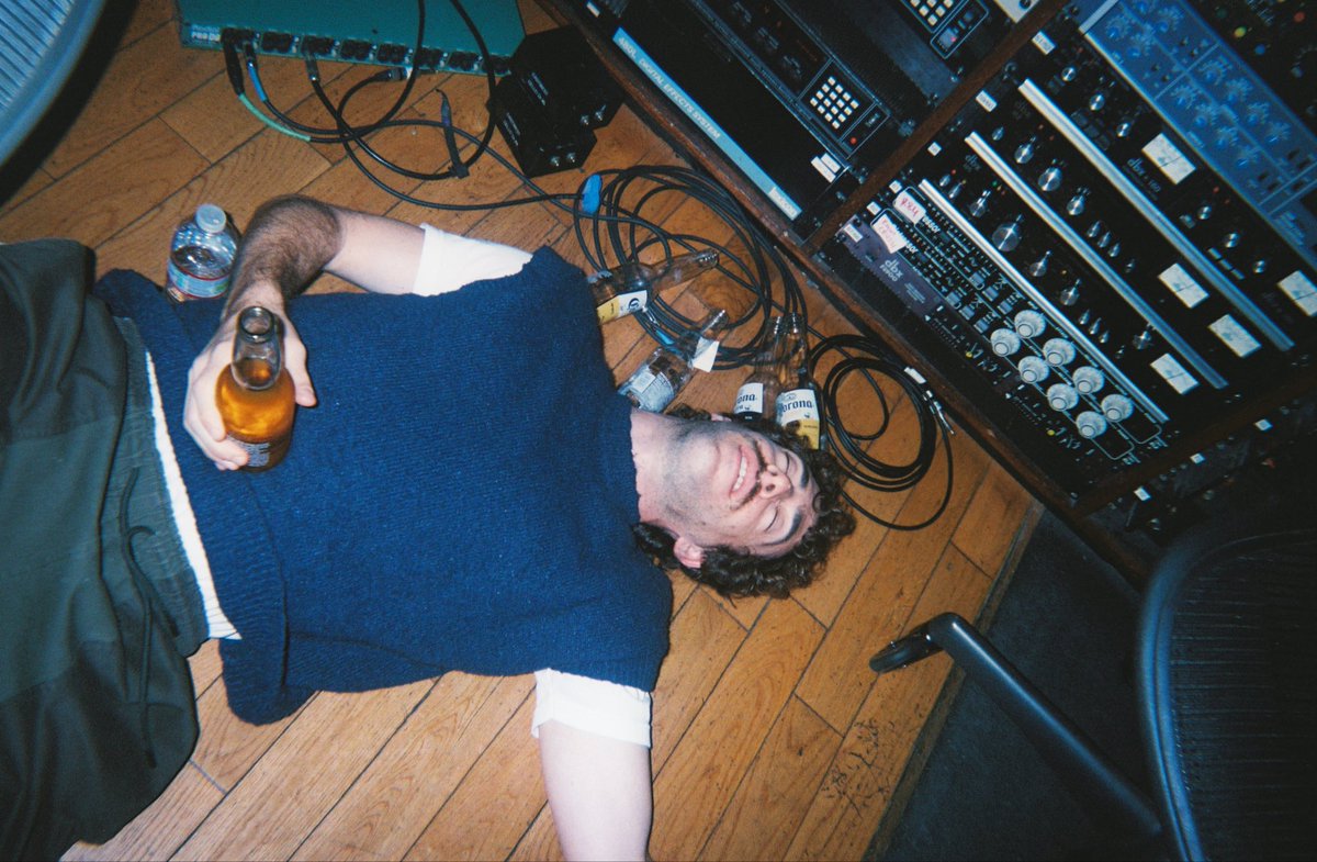 TiplingRock's tweet photo. NEW SINGLE “PALM” OUT FRIDAY!! https://t.co/CZfjGolRic