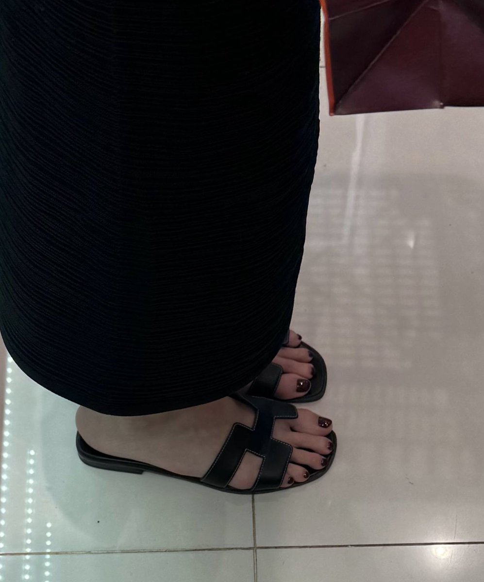 kingofthefeet98's tweet photo. https://t.co/mBuAo8lqKO