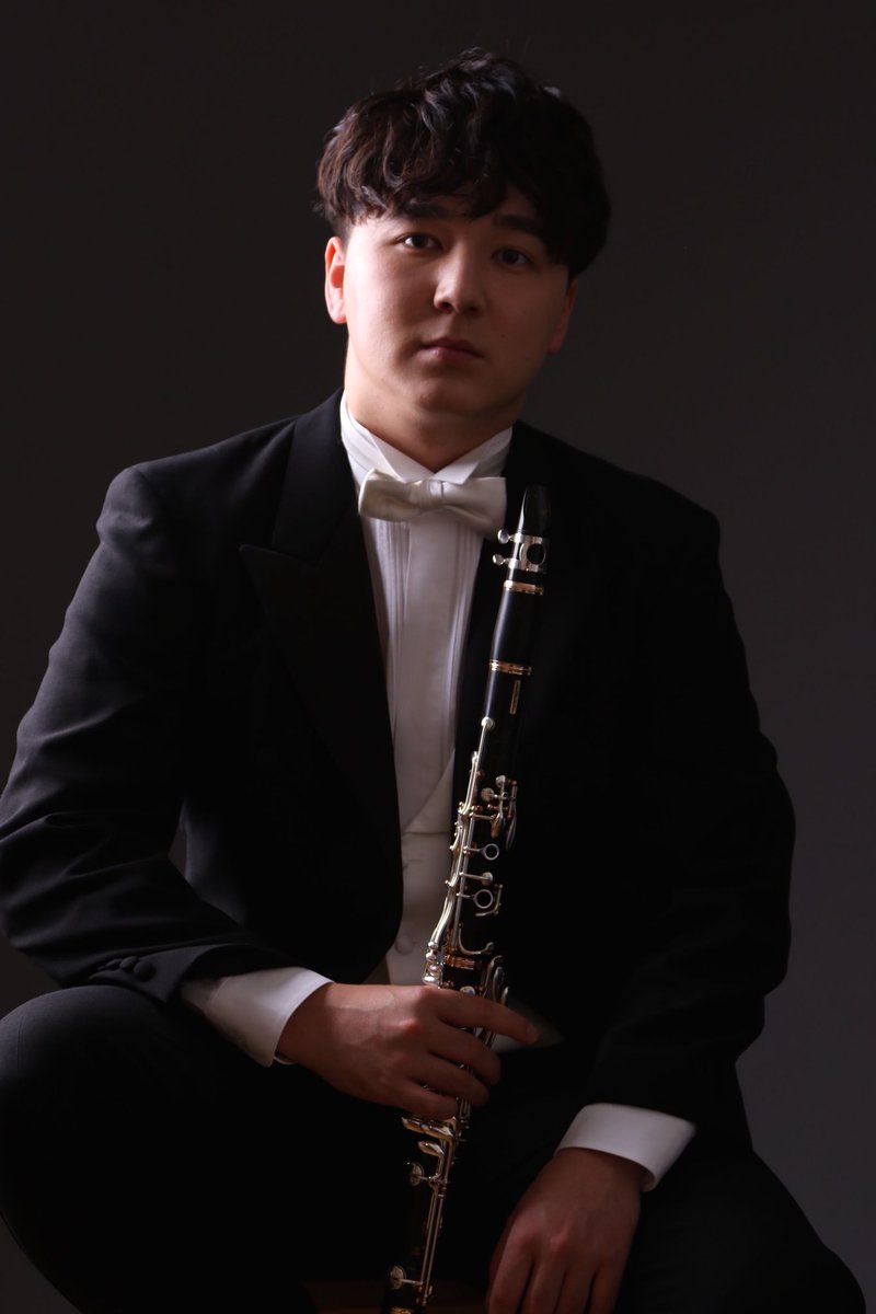 Platform_ens's tweet photo. 【出演者紹介】
春田傑 クラリネット @haruchanman0922 
日本音楽コンクール第1位をはじめ、数々の賞を受賞し藝大フィル等でも活躍する若き実力派。シュトックハウゼンから委嘱新作まで、限界に挑む音をお見逃しなく！

ご予約🎫https://t.co/LuxjNFRqFT https://t.co/On7uUu6q3Q