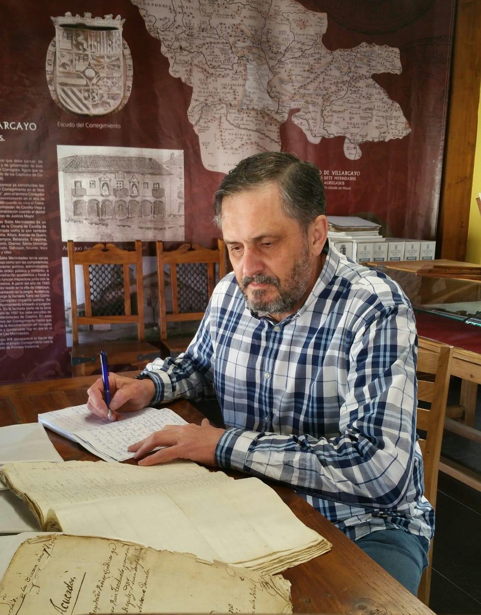 PCVillarcayo's tweet photo. Por qué escribí Pastor de Almas? Porque quise contar en q cambió Villarcayo con tres guerras y una Expedición especifica en 1834 como episodio central. Archivo+ libros parroquiales+partes de guerra reales = una novela.

Viernes 18, 18h, Centro Encarnación Bustillo.
#PastorDeAlmas https://t.co/6TnfpBgHLn