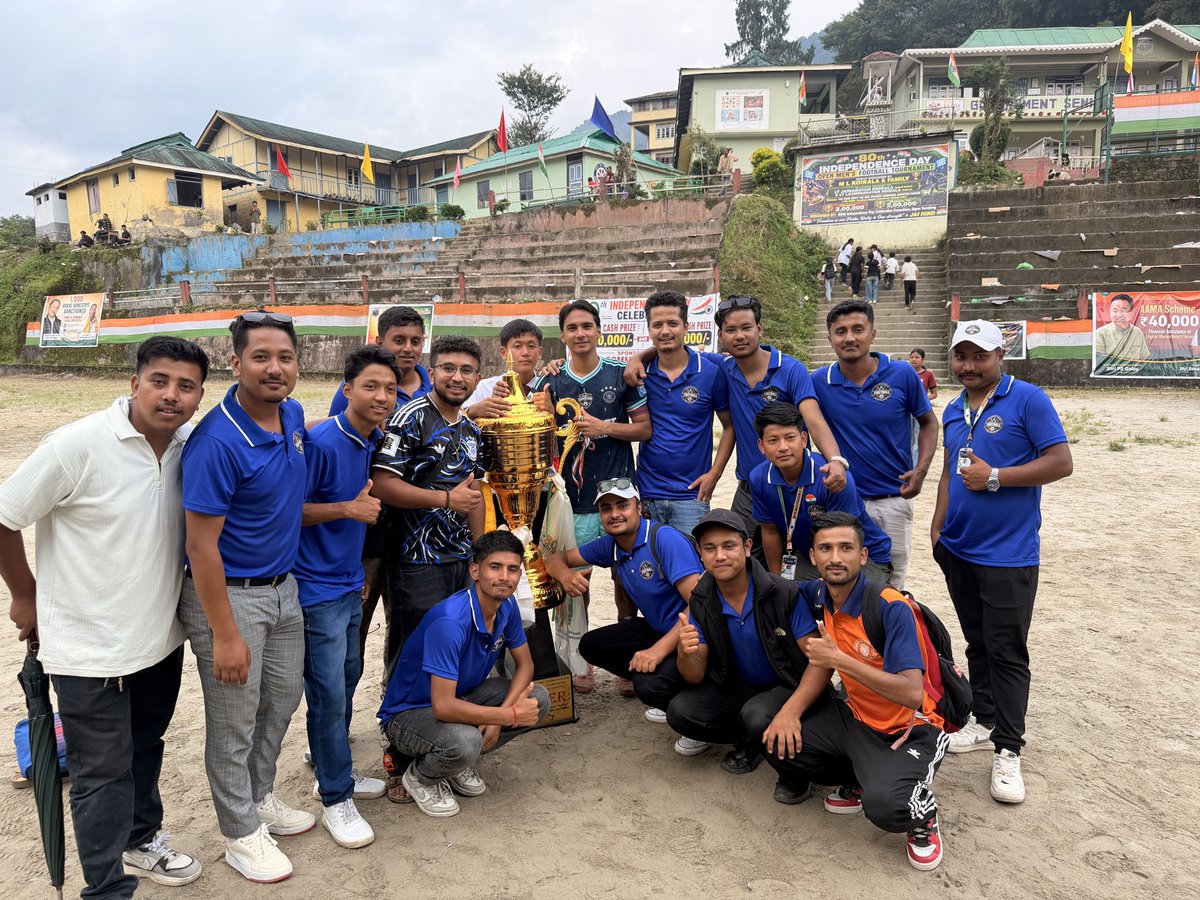 FastSikkim's tweet photo. Samdong FC makes history by becoming the first-ever team to win the final of the 15th Awas Football Tournament in Samdong.

Proudly supported with jersey sponsorship by Fastest Fast Sikkim, led by Chief Editor Deepen Chettri.

Congratulations, Samdong FC!

#SamdongFC #Sikkim https://t.co/SdDcxgfqvh