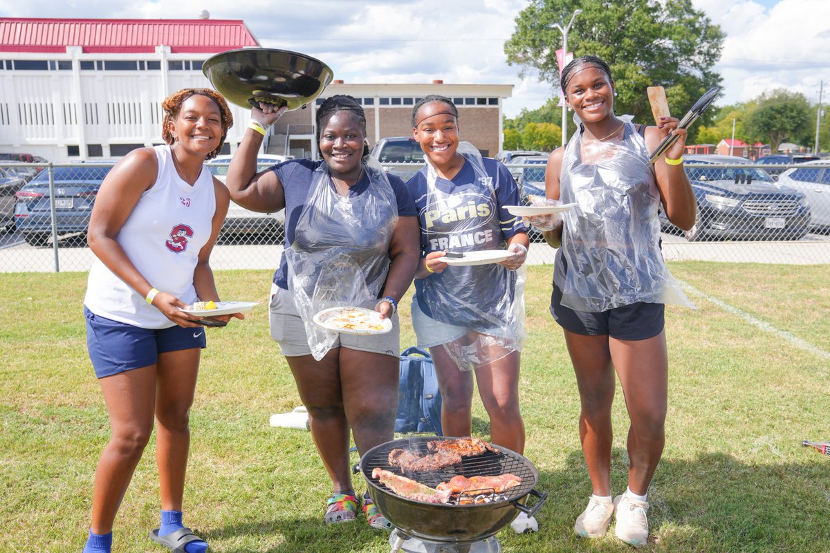 SCState1890's tweet photo. The MEAT Up was a sizzling success during #AgAndLandGrantWeek! 🔥

SC State students got hands-on experience learning the art of grilling, exploring three different steak varieties, learning about marbling and cuts of meat.

Thank you to everyone who joined us! 🥩 https://t.co/D6n4dgKkrG