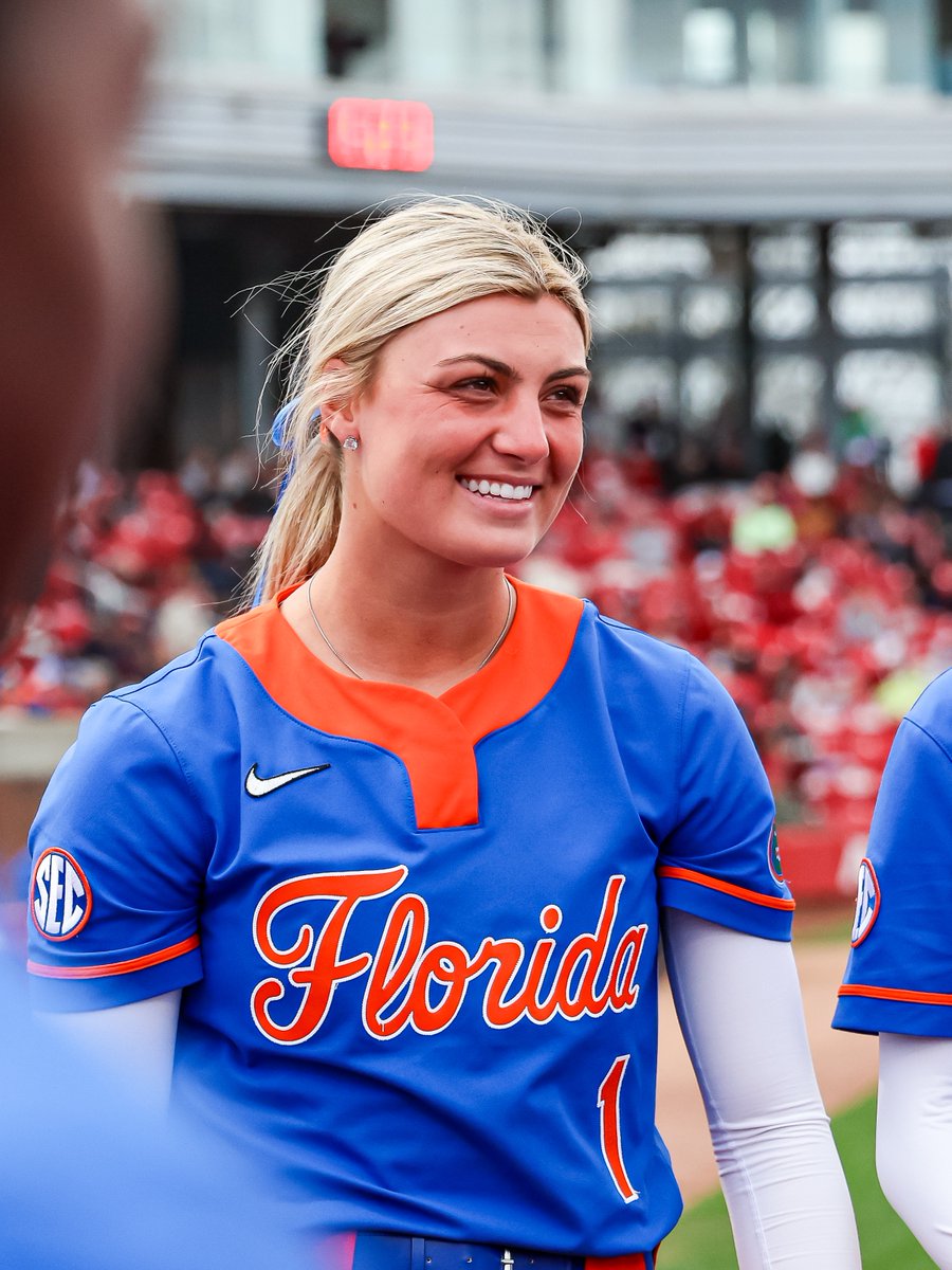 BWolvesSoftball tweet picture
