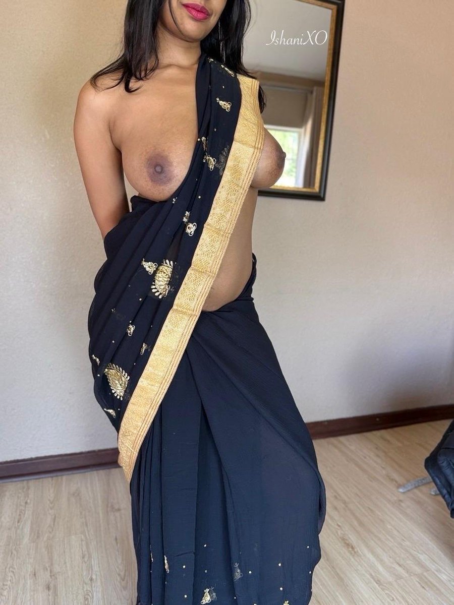 IndianGoddess02's tweet photo. Perfect way to drape a sari 😈 https://t.co/4uMQqTcvik