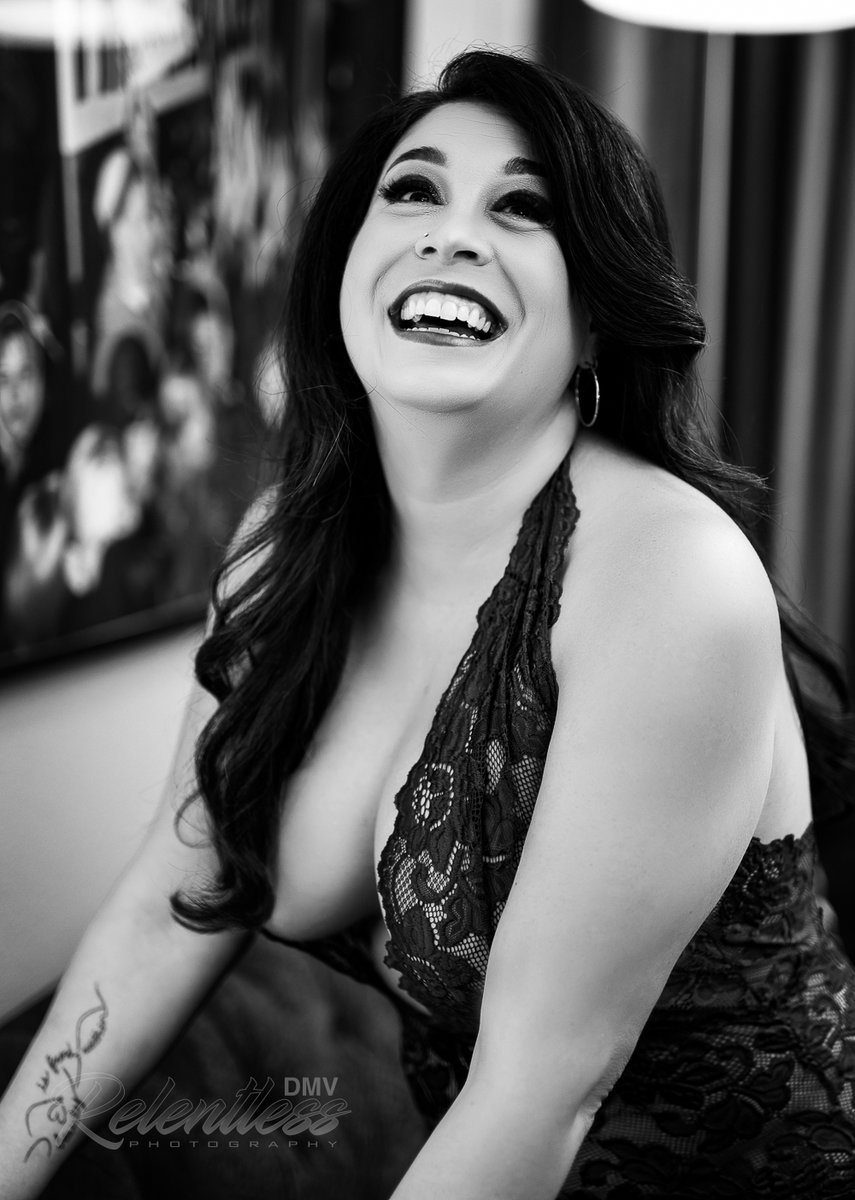 RelentlessDMV's tweet photo. Throwback to my first shoot with @mellie_rose_r in Fairfax. We spent more time talking than working
Full set at https://t.co/LDyCekLGW3
#photography #dmvphotographer #marylandphotographer #boudoirphotography #professionalmodel #modelphotography #travelmodel #glamourphotography https://t.co/gvCvGU3TRs