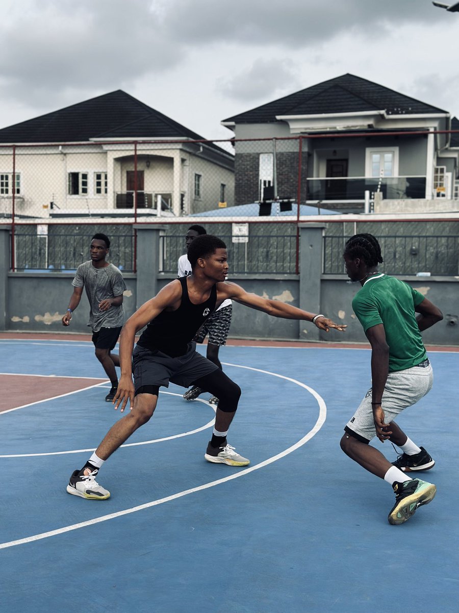 Th3oguchi's tweet photo. I have grown tired of hooping in regular shorts https://t.co/my8I8TjLcj
