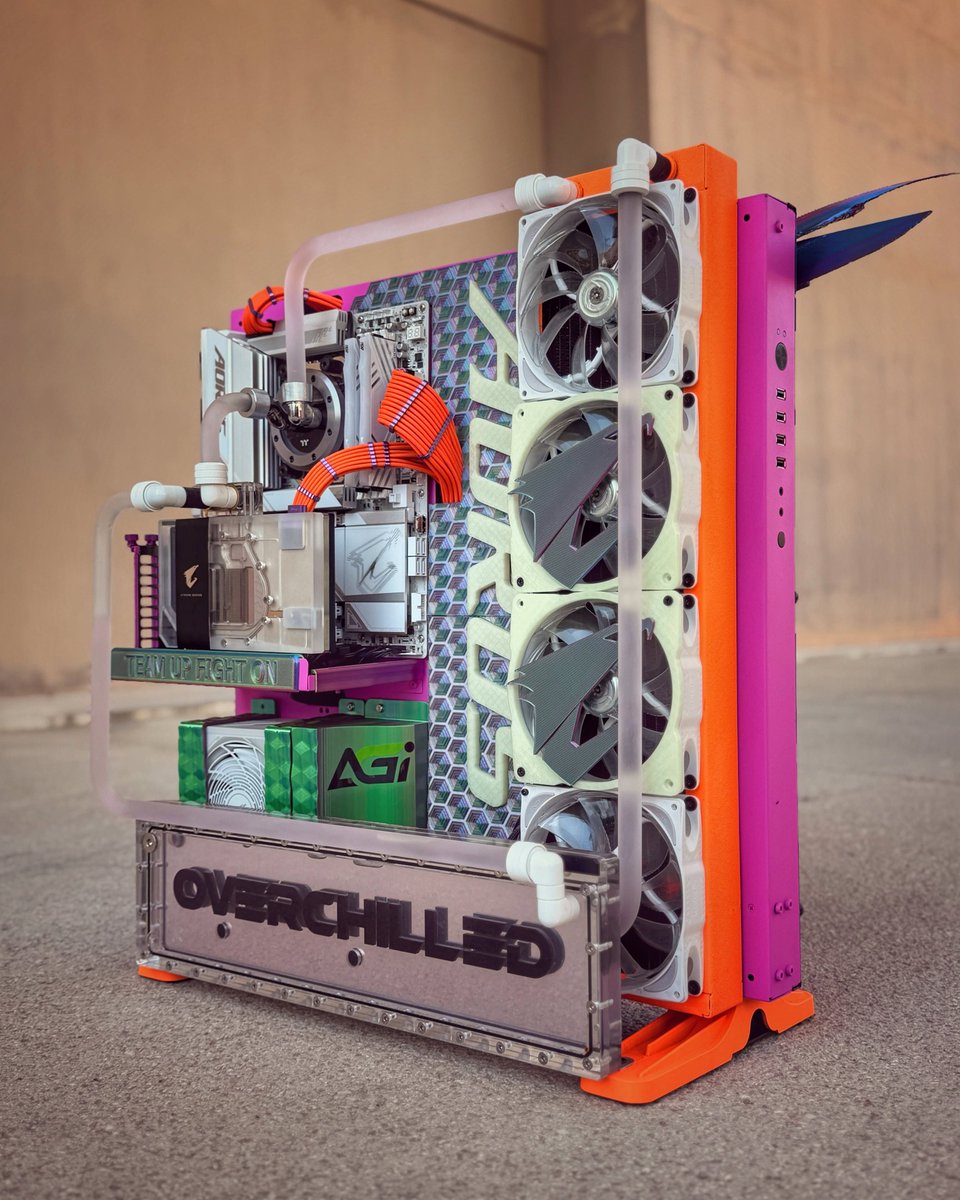 GIGABYTE_DE's tweet photo. GIGABYTE AORUS INFINITY AERO ELITE GiMATE AI TOP GAMING POWER 😎

GIGABYTE 👀
• AORUS GeForce RTX 5080 WATERFORCE
• X870 AORUS PRO ICE

Dank an 💘🛠📸🎥💻Cr: @ overchilled_pcbuilds @ aorus_czsk

#GIGABYTE #AORUS #custompc #pcgaming #setupwars #AORUSINFINITY #Gameathlon2026 https://t.co/Ur62JafzoL