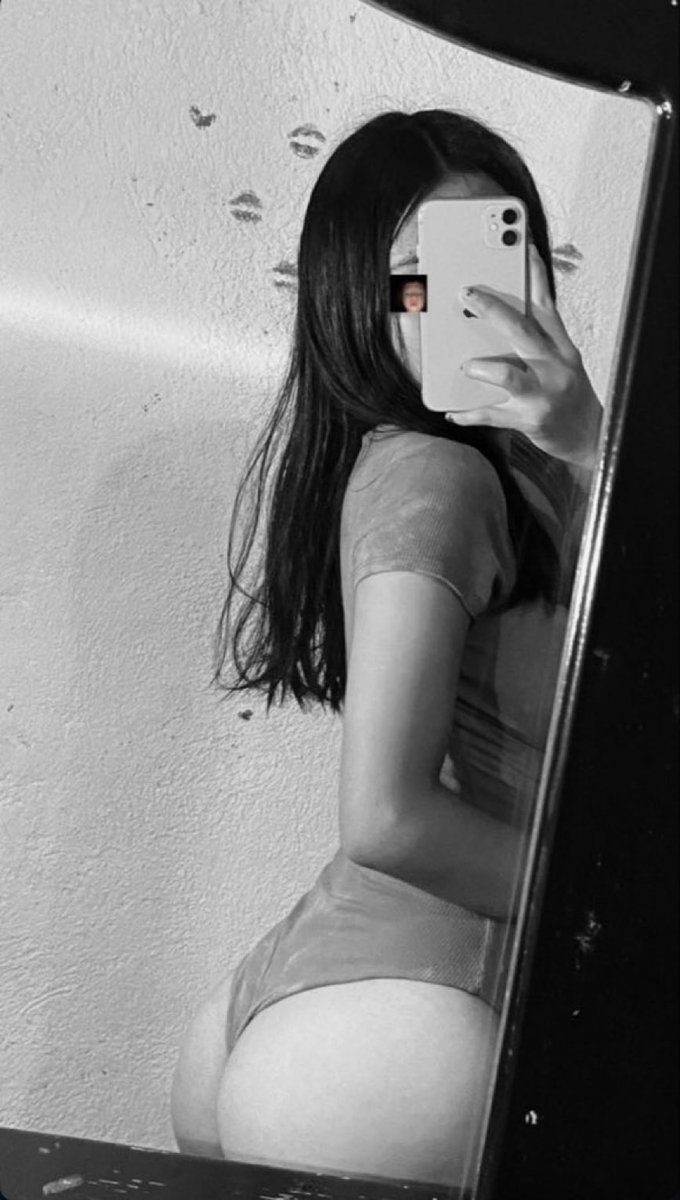 Asky212605's tweet photo. Ocupo dos vergas en el qlo al mismo tiempo 🍆🍑💦 https://t.co/Awd0MOQA3s