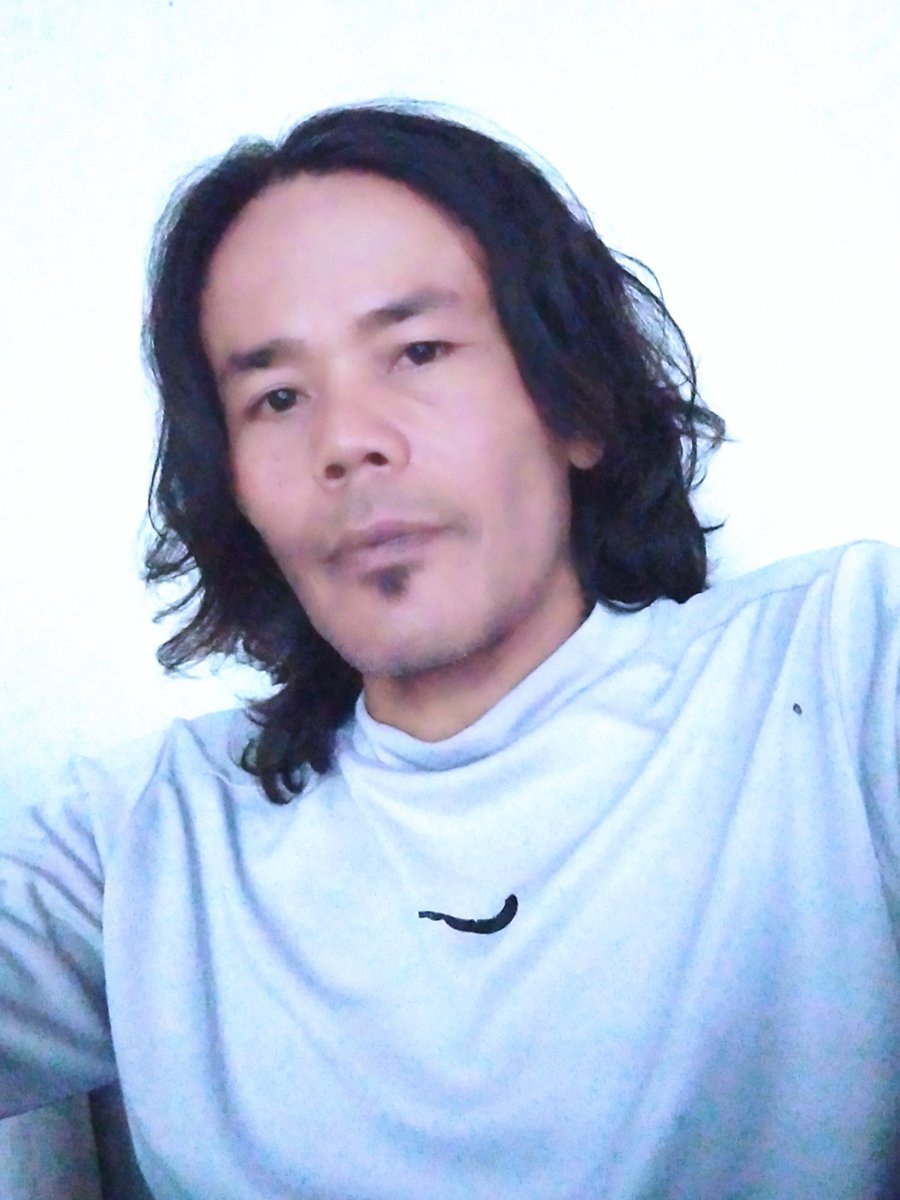 RobitoA61128's tweet photo. Jaman isih rewo rewo🤔🤔🤭🤭 https://t.co/DwM06jkOUx