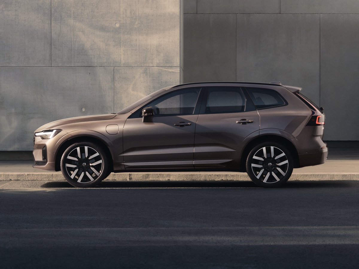 khuleonwheels's tweet photo. Volvo introduces long-range plug-in hybrid versions of XC60 and XC90. See details here: https://t.co/VC4BvxAx0m

#VolvoSA #XC90 #XC60 https://t.co/zew1hoFCUx