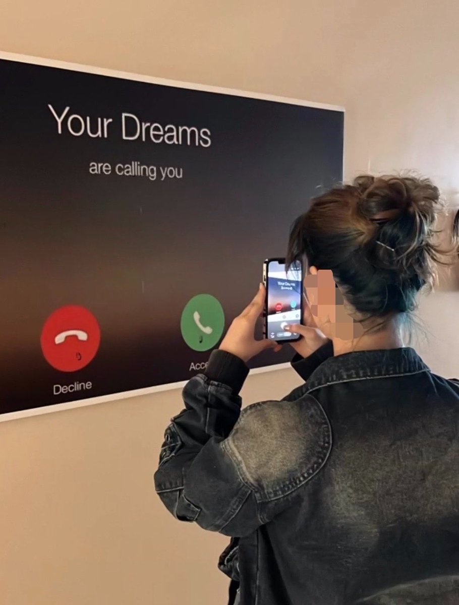 missaamm's tweet photo. CALL UR DREAMS 🤙🏻 https://t.co/musNgdQqvr